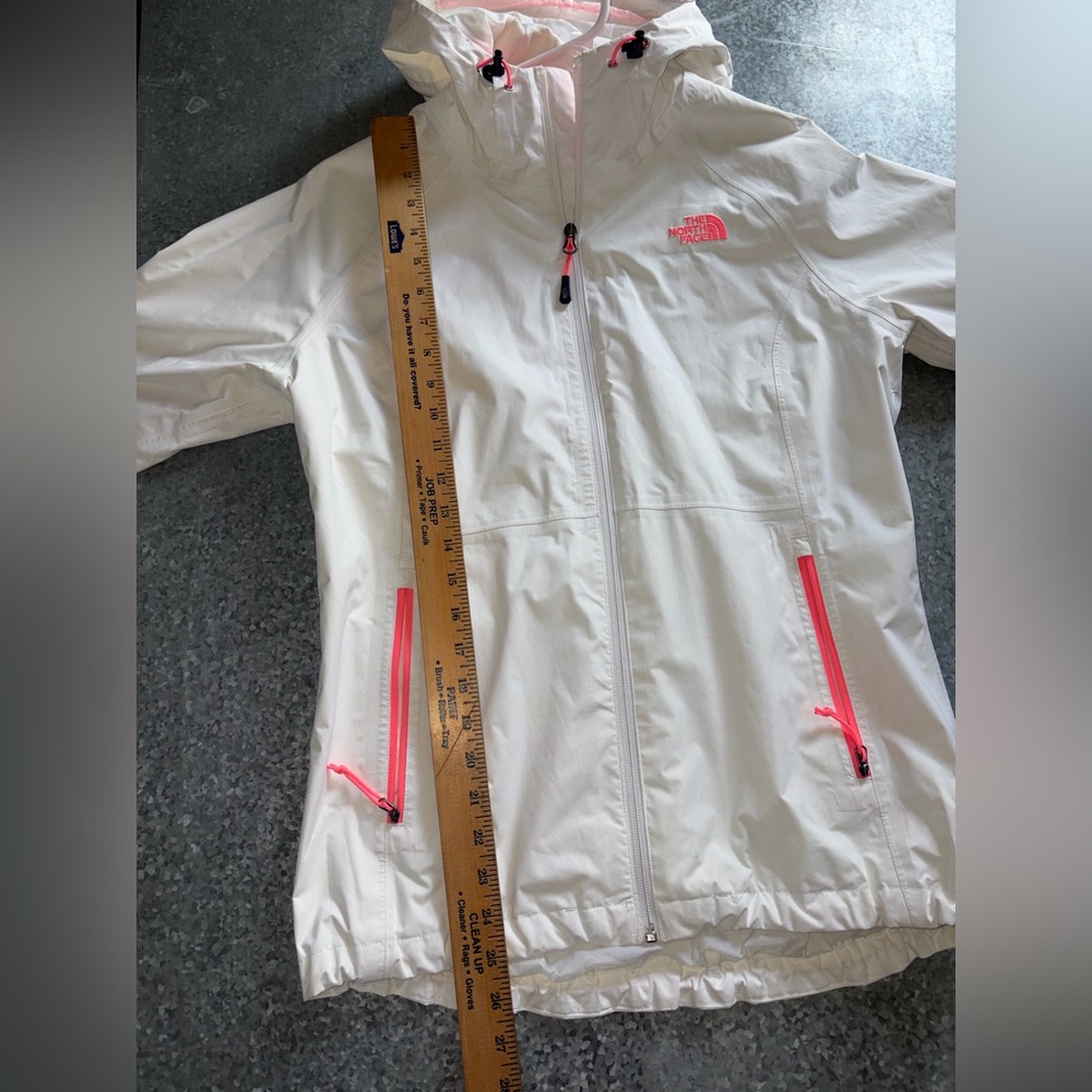 The North Face Rain Coat - Picture 5 of 8